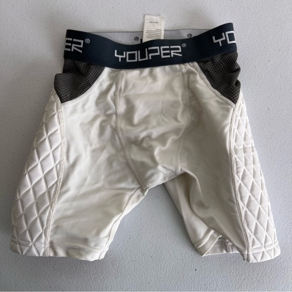 5/$25 Toupee boys Baseball sliding shorts white size small